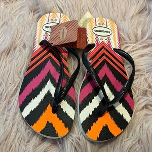 Havianas flip flops